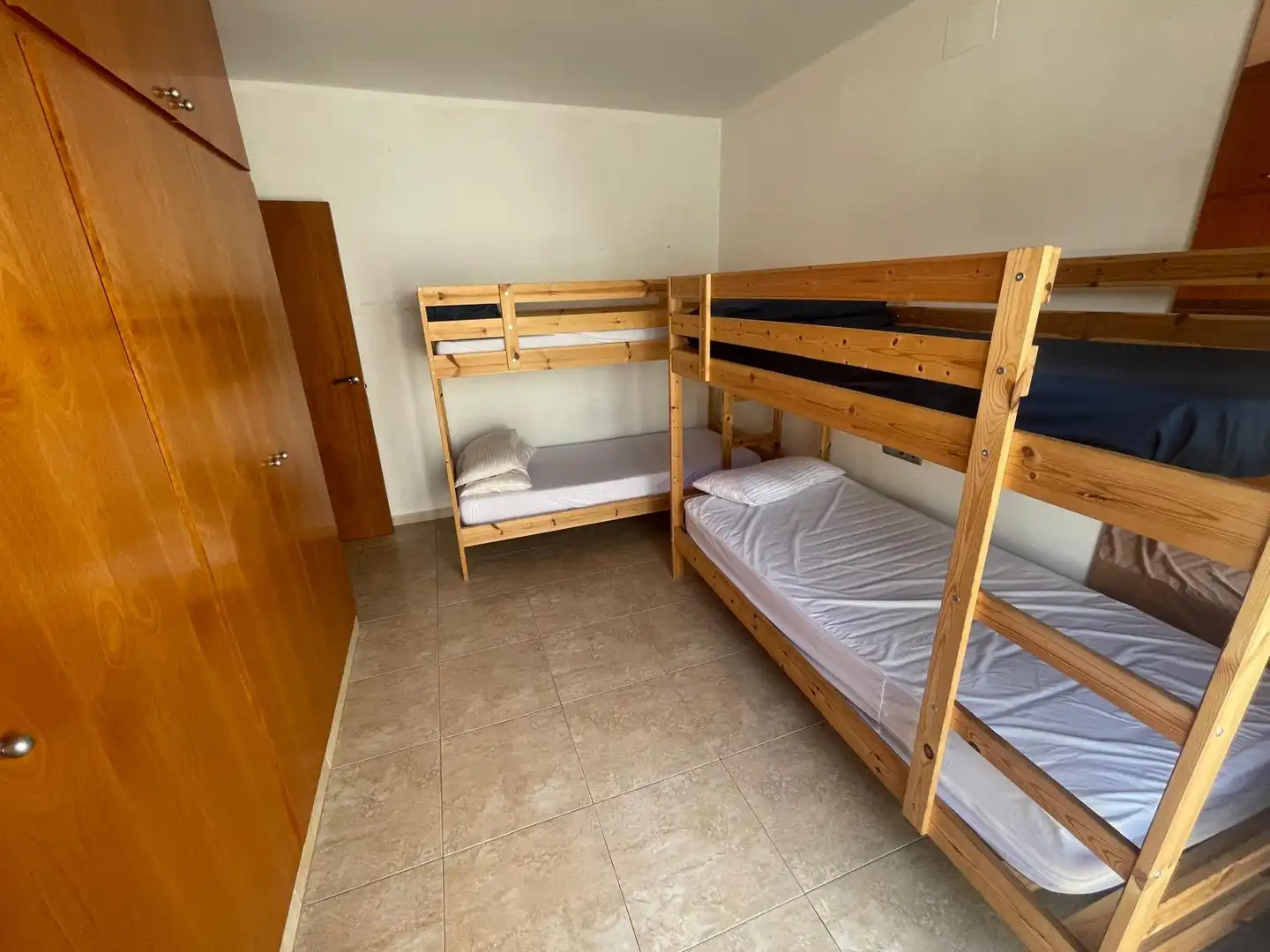 Habitación de Casa o chalet en venta en Calafell con Aire acondicionado, Jardín privado y Terraza