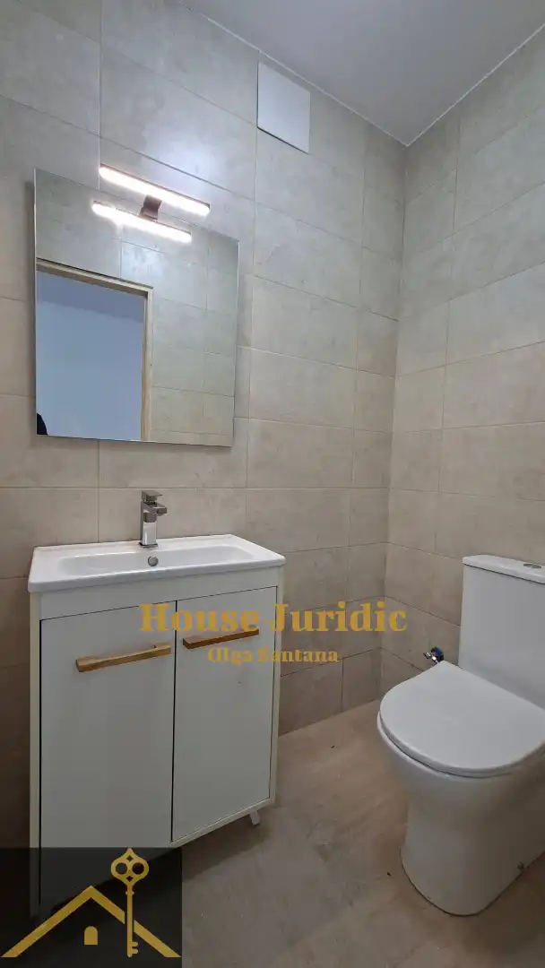 Badezimmer von Geschaftsraum zur Miete in Mataró