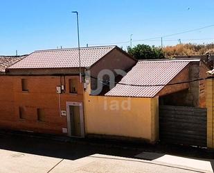 Vista exterior de Casa o xalet en venda en Santa Cristina de Valmadrigal