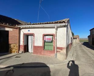 Vista exterior de Casa o xalet en venda en Orbita amb Traster