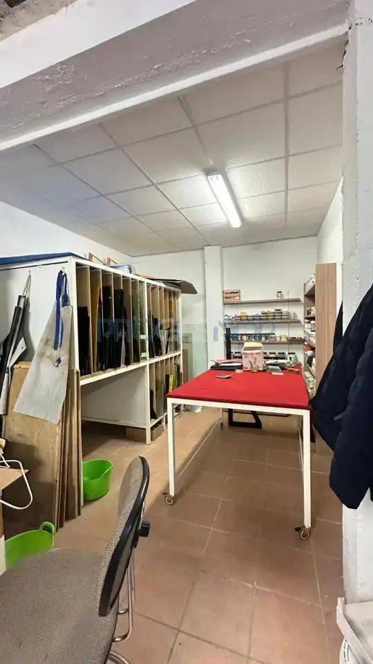 Local comercial en venda a Juan de Vega, imagen 11
