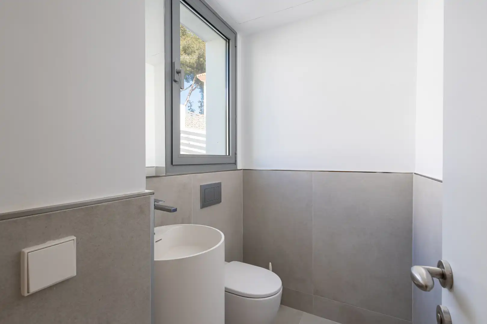 Baño de Casa adosada en venta en Marbella con Aire acondicionado, Jardín privado y Terraza