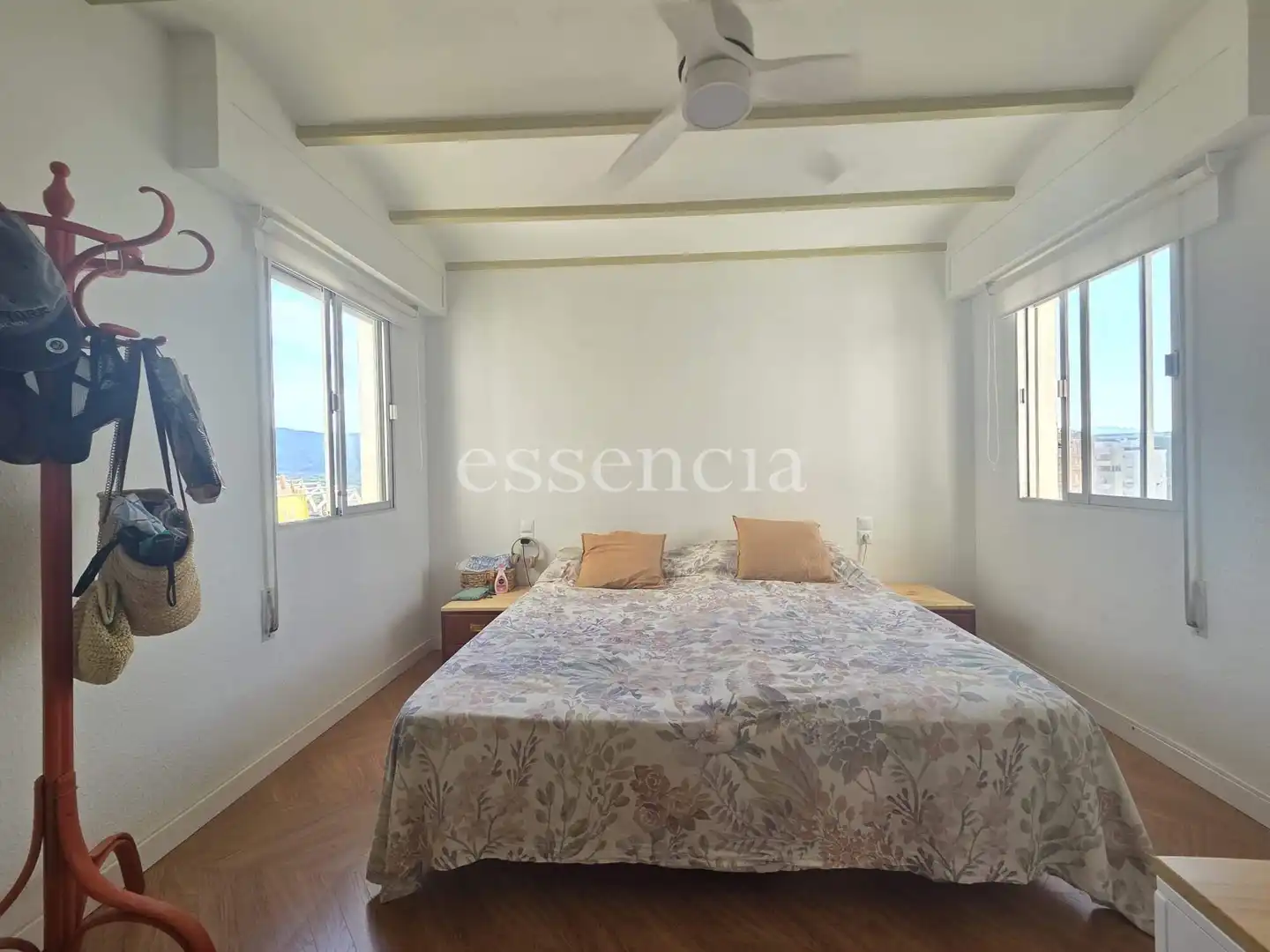Dormitori de Apartament en venda en Gandia amb Jardí privat, Terrassa i Balcó