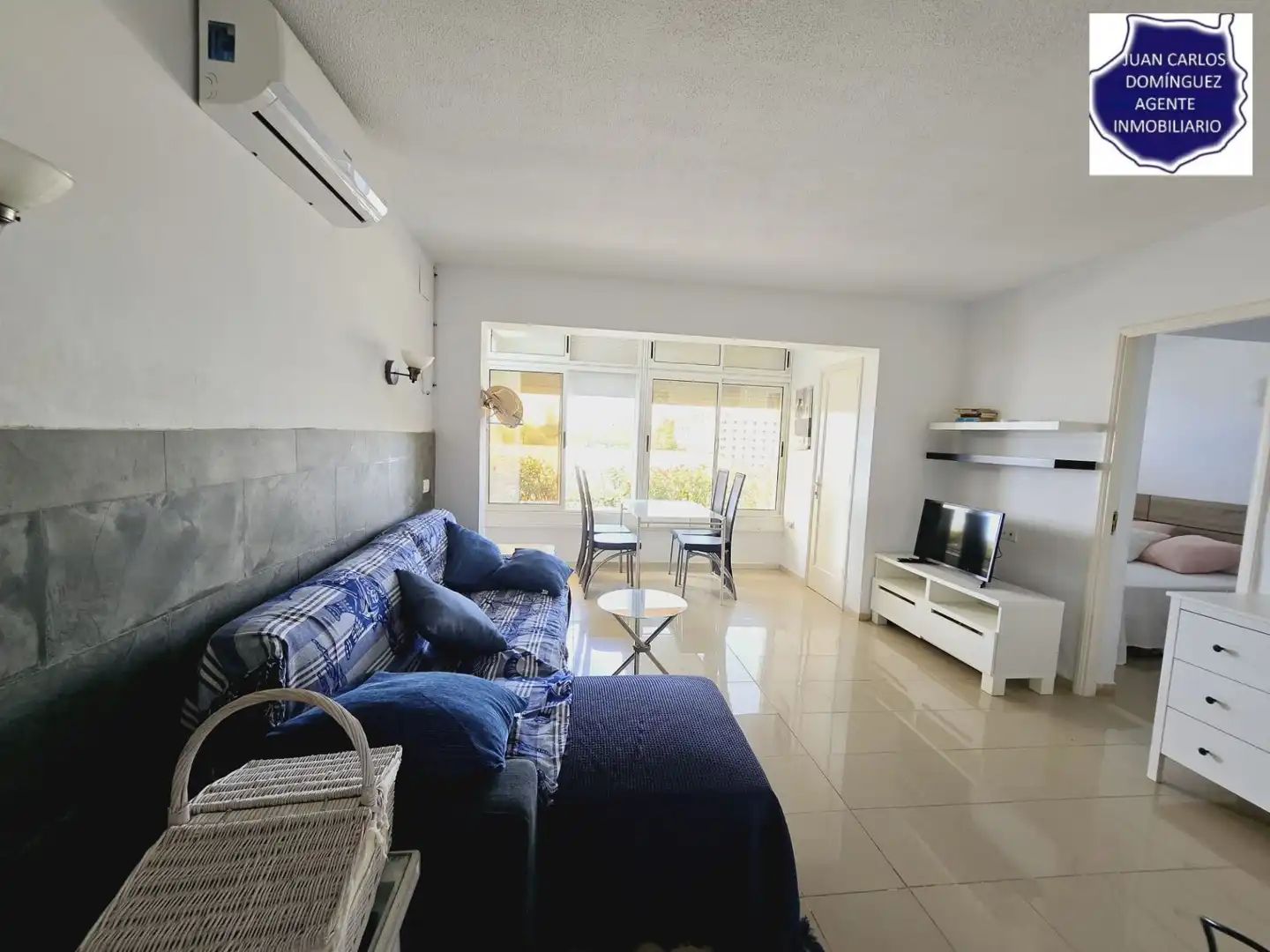 Sala d'estar de Casa o xalet de lloguer en San Bartolomé de Tirajana amb Aire condicionat, Jardí privat i Terrassa