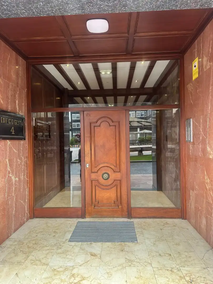 Wohnung zum Verkauf in Oviedo  mit Heizung, Parkett und Terrasse