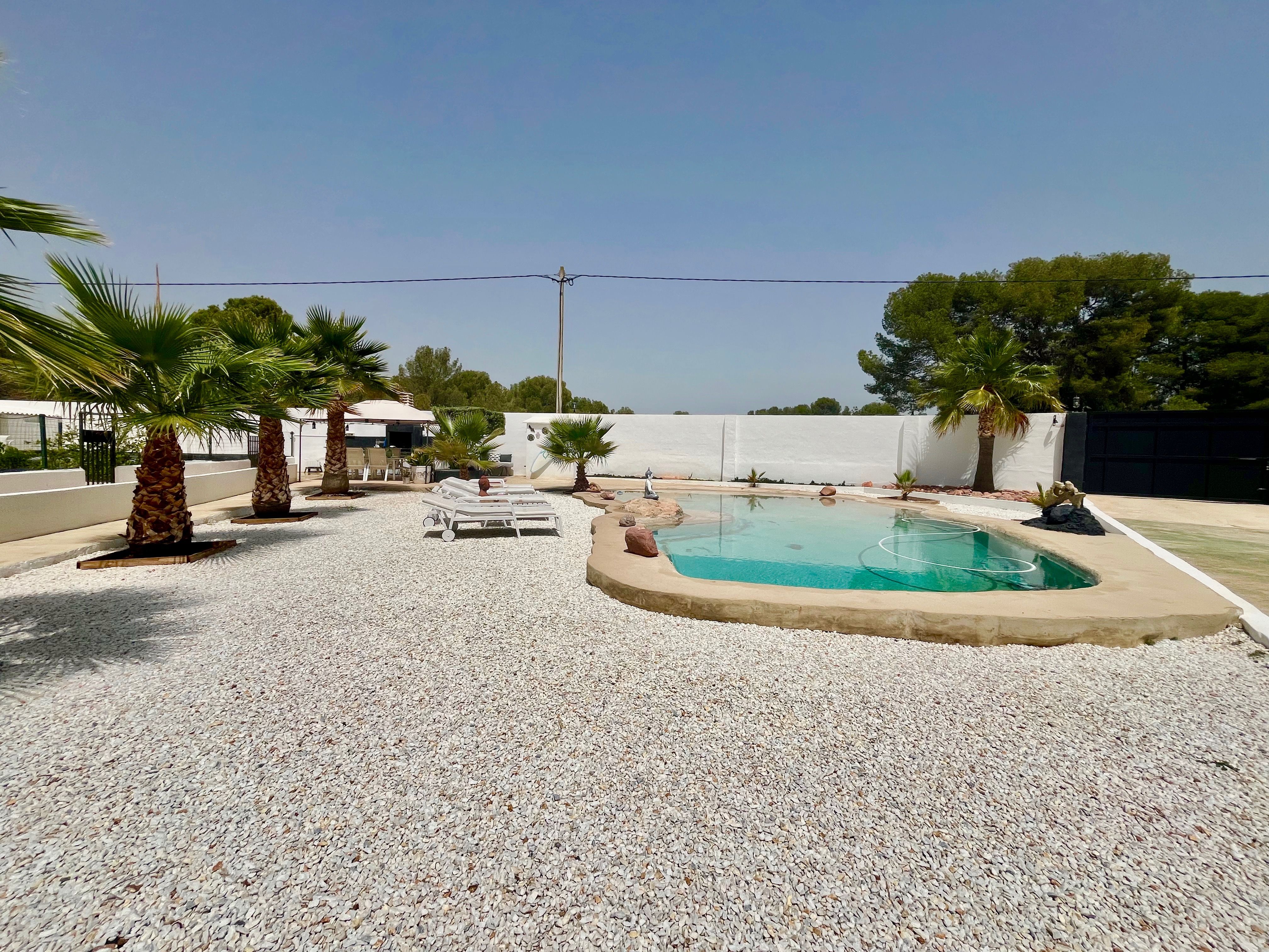 Swimming pool of House or chalet for sale in Bétera  with Air Conditioner, Terrace and Swimming Pool