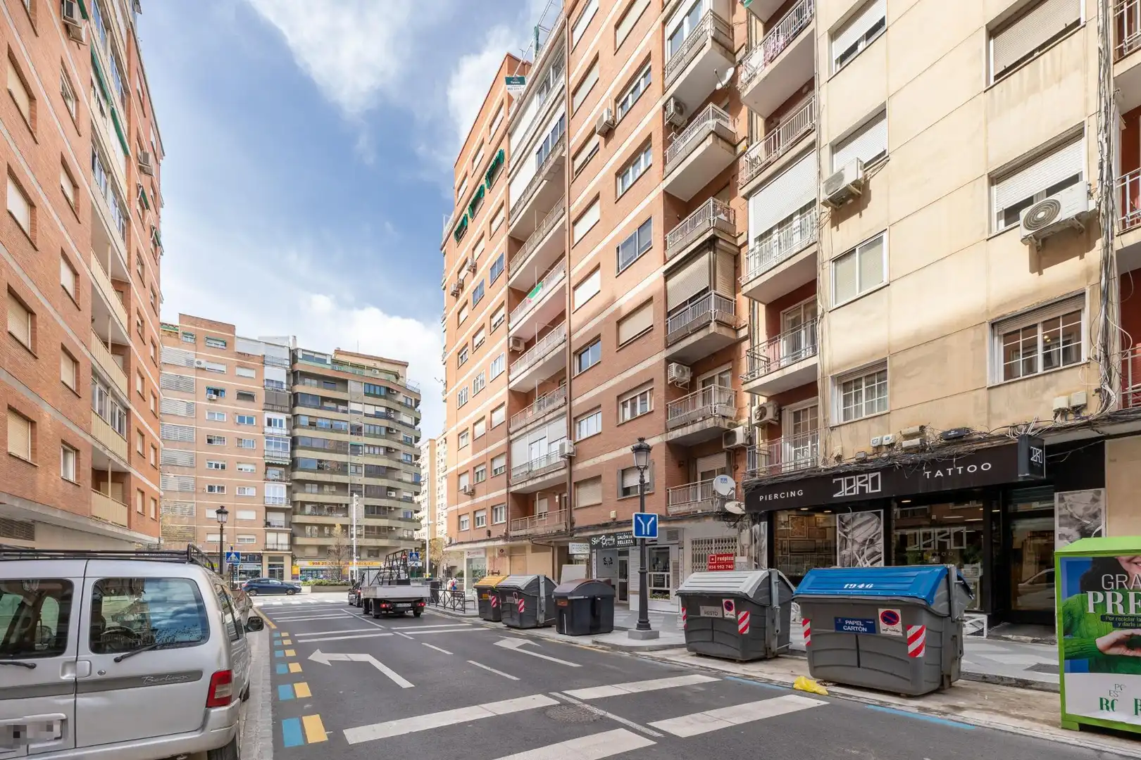 Vista exterior de Ático en venta en Granada con Aire acondicionado, Calefacción y Terraza