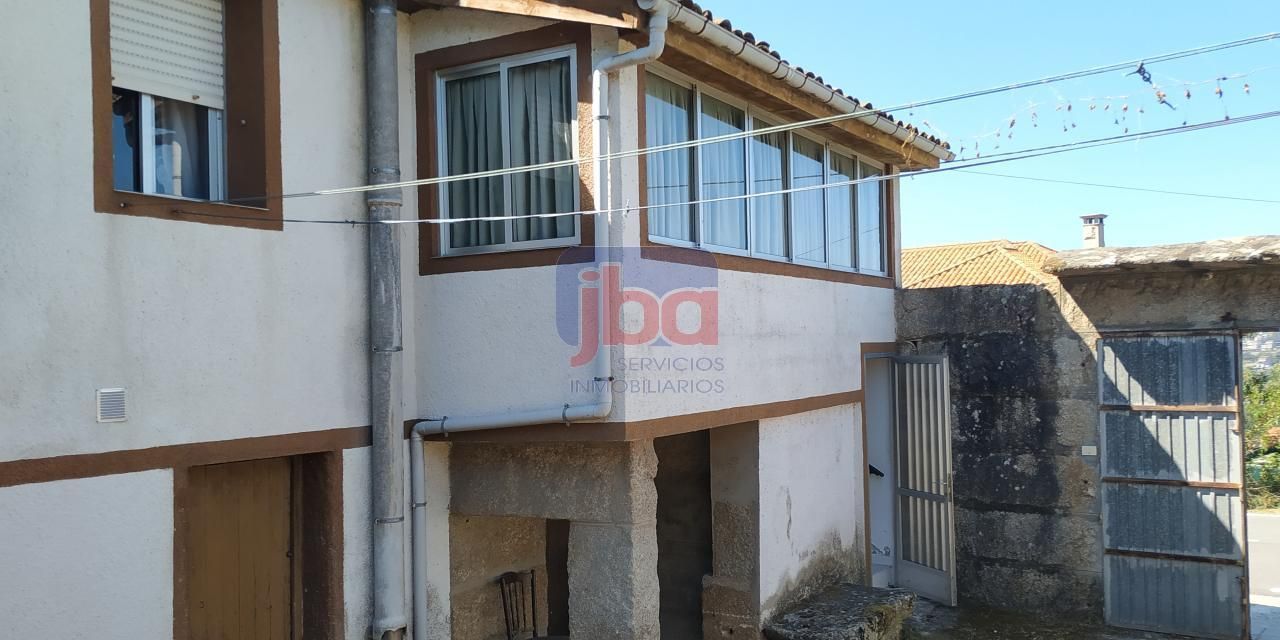 Vista exterior de Casa o xalet en venda en Ourense Capital  amb Calefacció