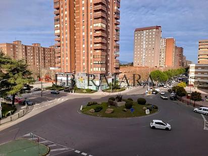 Vista exterior de Pis en venda en Talavera de la Reina amb Terrassa