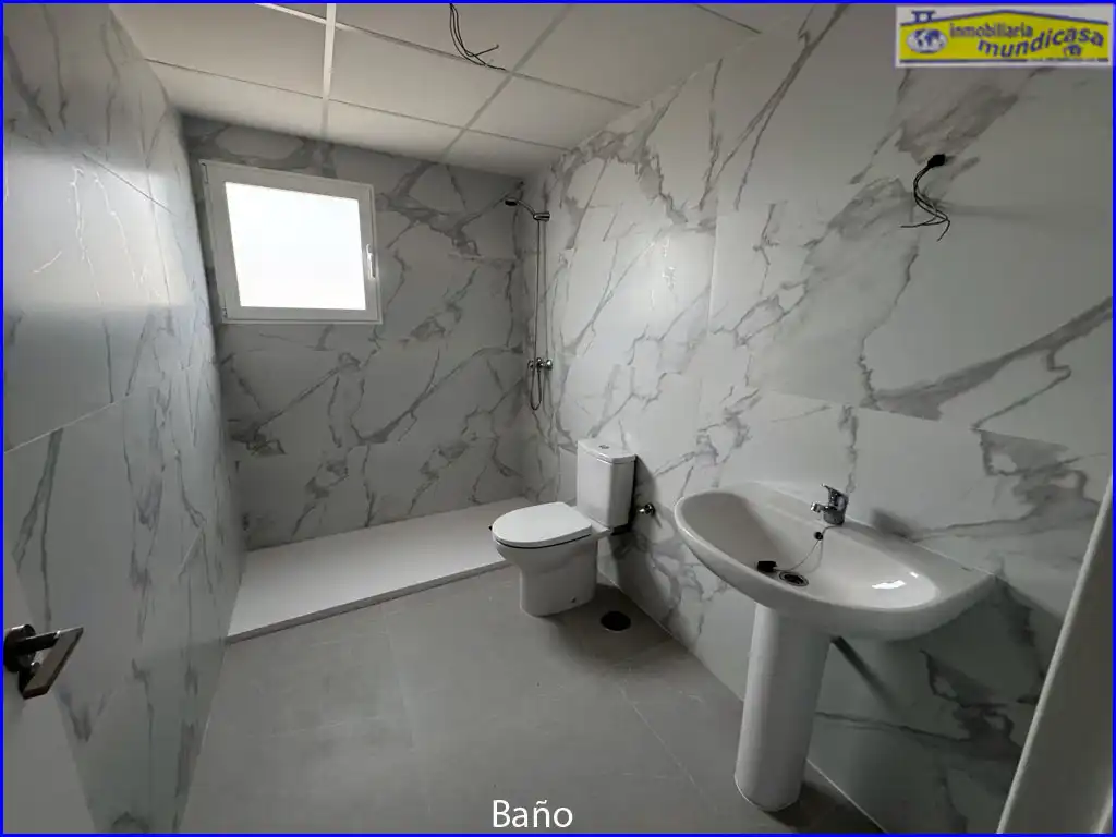 Bathroom of Duplexes for sale in Santomera  with Terrace and Balcony