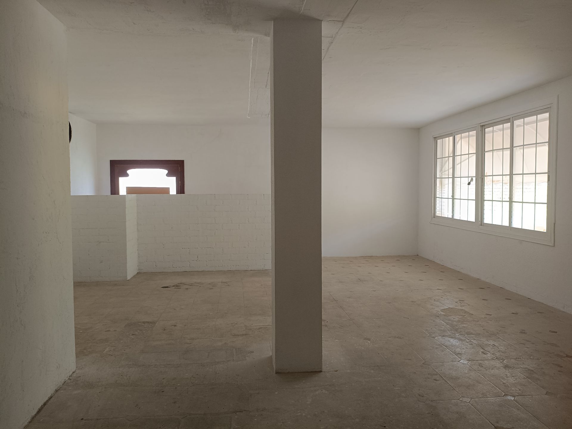 Premises to rent in Castelldefels