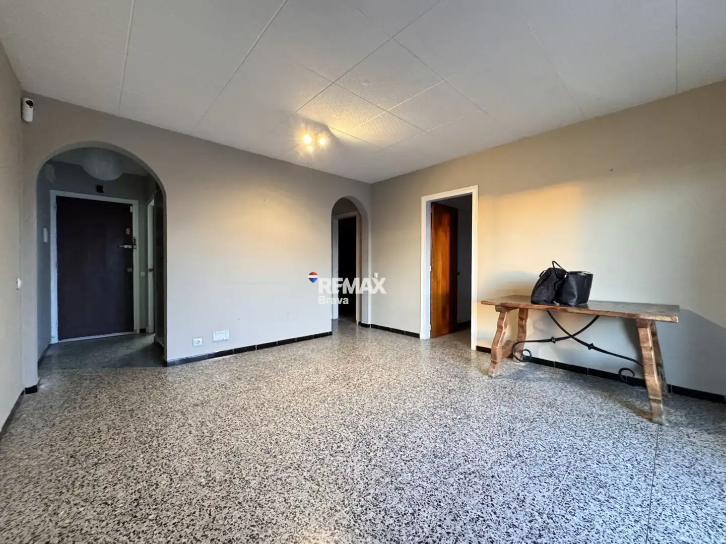 Piso en venta en Roses con Balcón