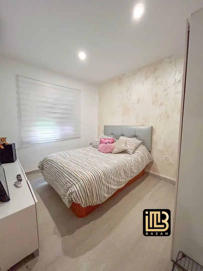 Bedroom of Flat for sale in Málaga  with Air Conditioner, Terrace and Furnished