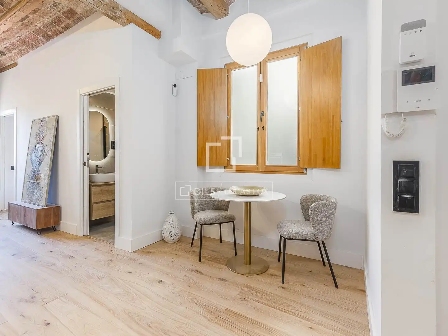 Comedor de Piso en venta en Barcelona con Aire acondicionado y Balcón