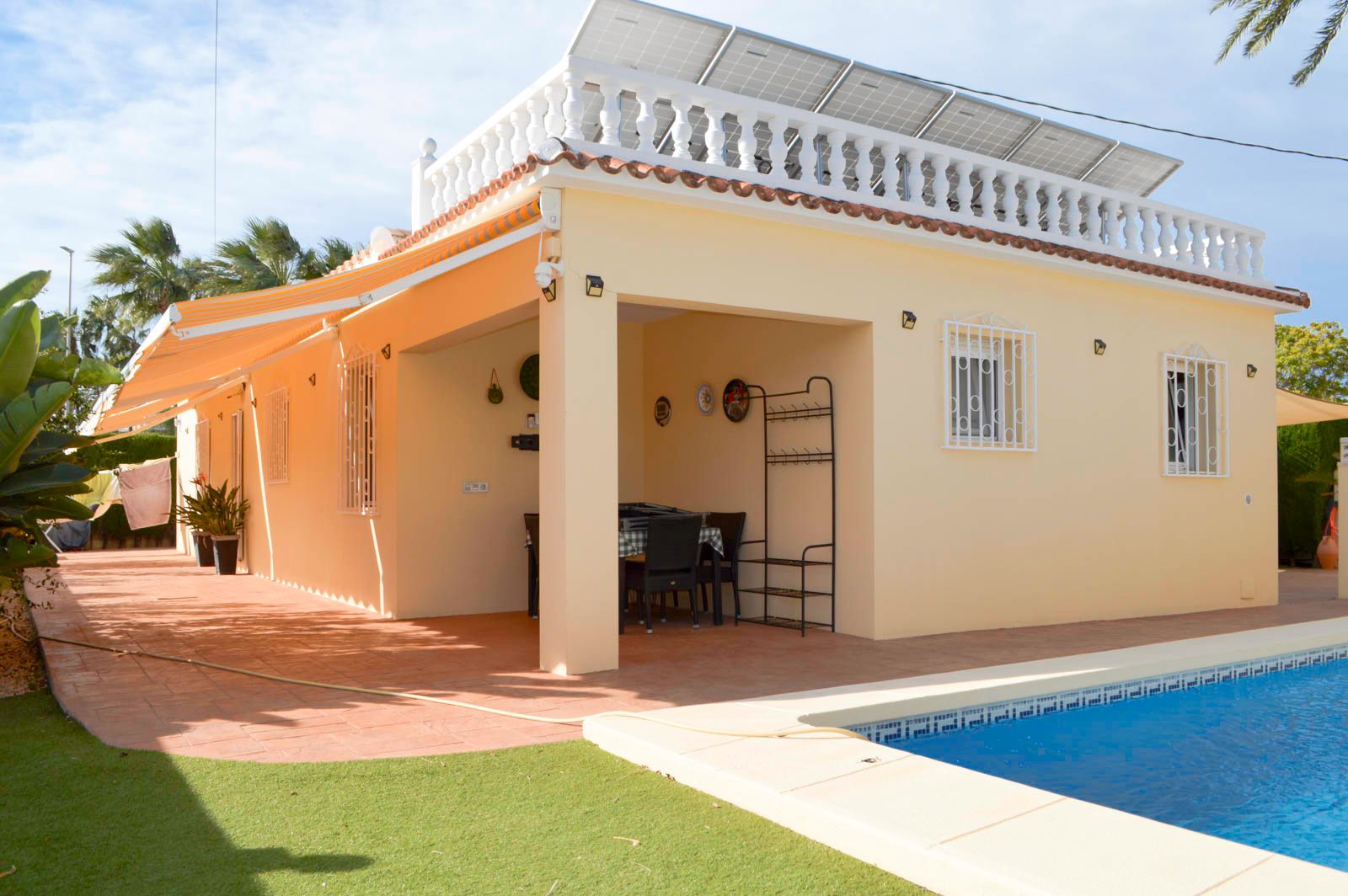 Garden of House or chalet for sale in Dénia  with Air Conditioner, Heating and Terrace