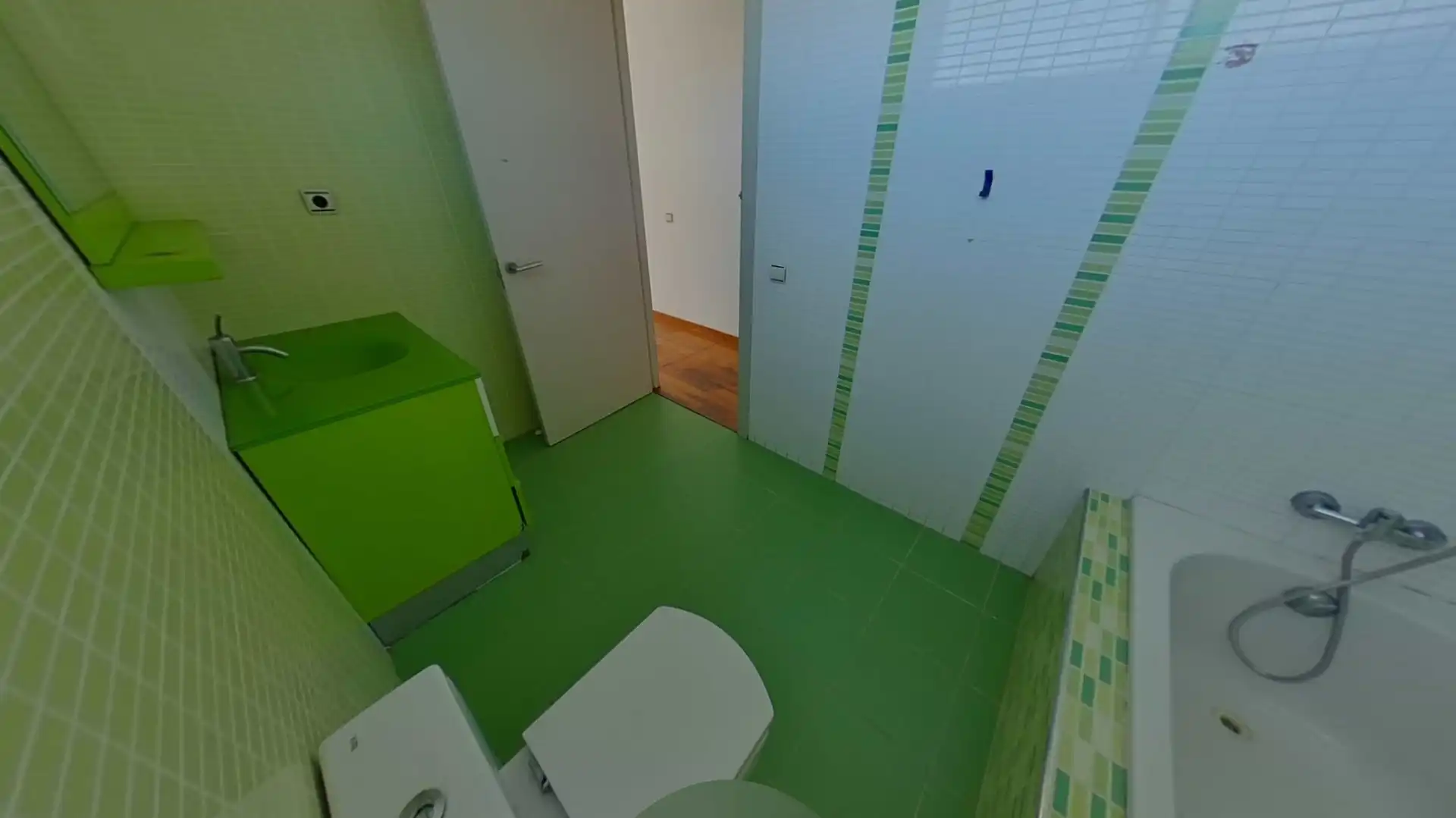 Baño de Casa o chalet en venta en Canovelles con Jardín privado, Parquet y Terraza