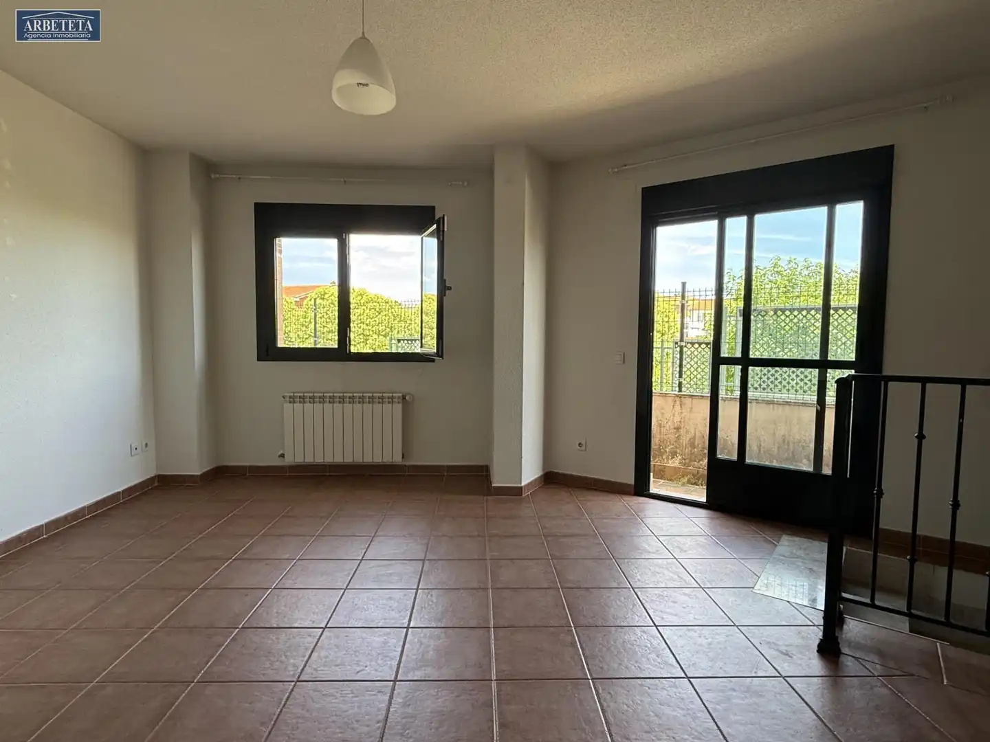 Sala d'estar de Planta baixa en venda en Humanes amb Calefacció, Terrassa i Alarma