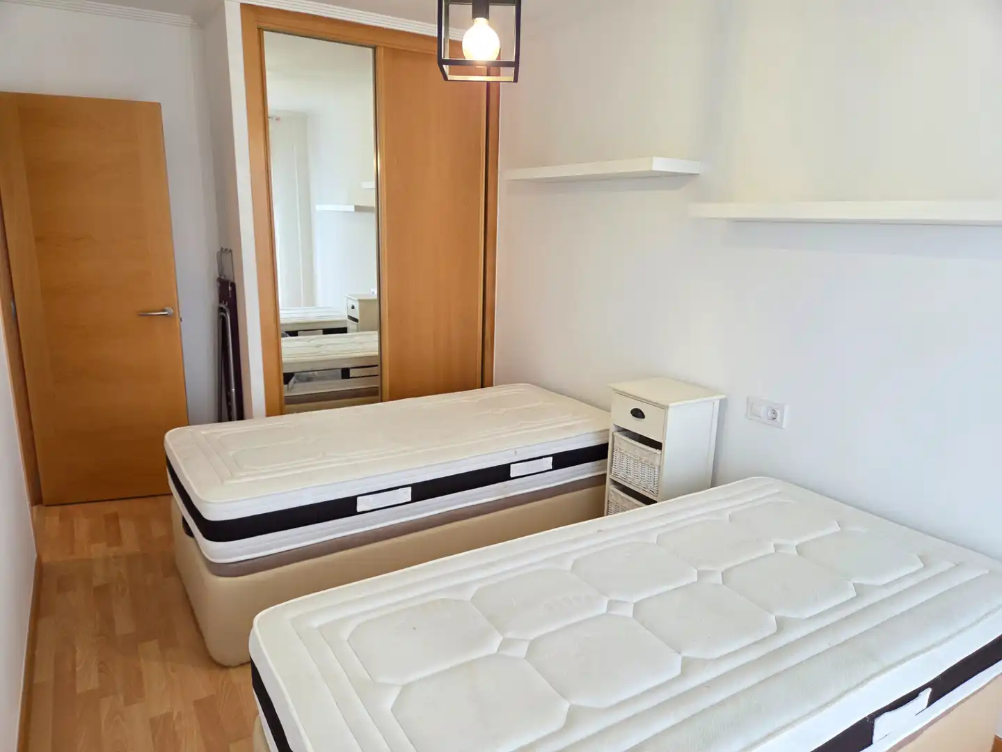 Schlafzimmer von Wohnung zum Verkauf in Barreiros mit Terrasse, Möbliert und Gemeinschaftspool