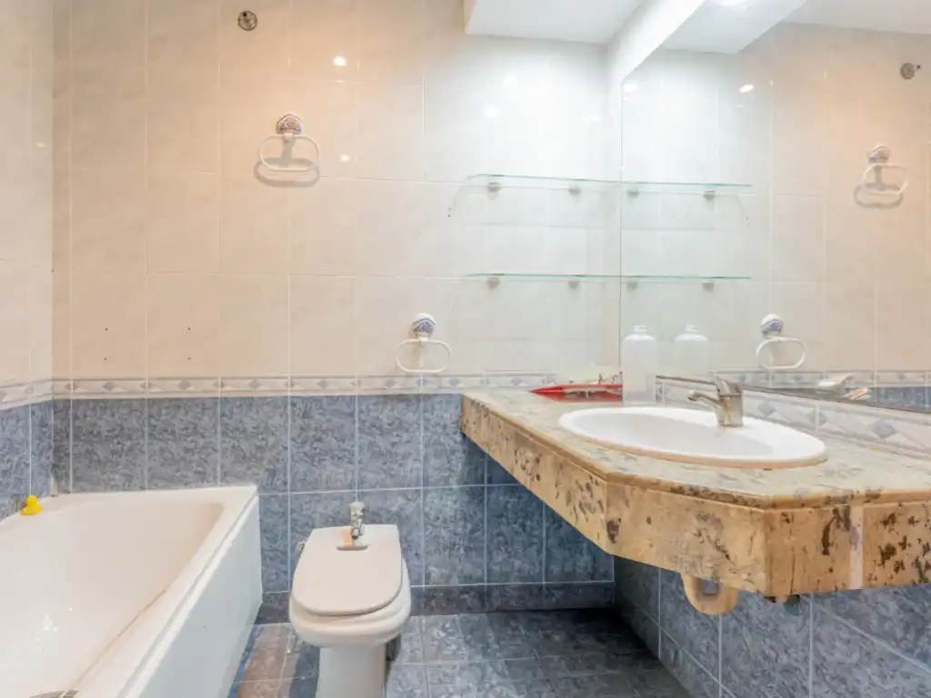 Bathroom of Flat for sale in Sant Boi de Llobregat