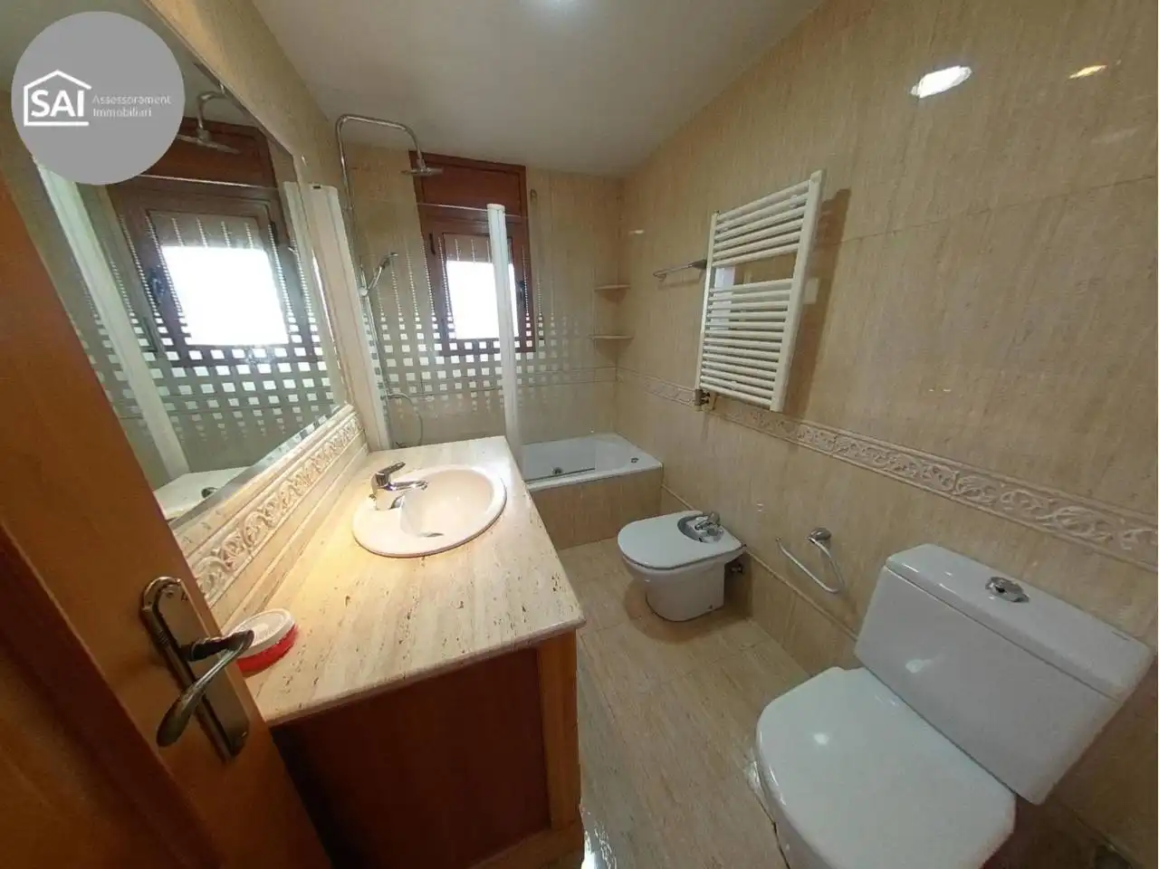 Bathroom of Houses for sale in Castellar del Vallès  with Heating, Private garden and Terrace
