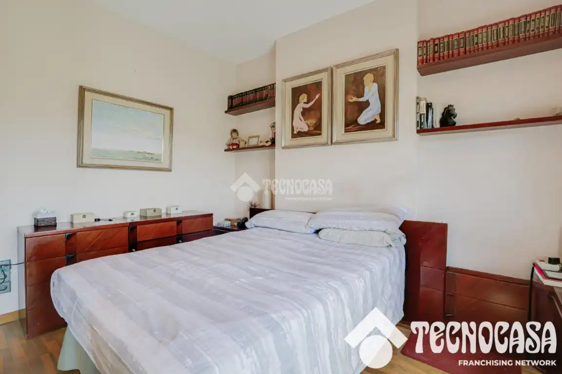 Habitación de Piso en venta en Barcelona con Aire acondicionado, Calefacción y Balcón