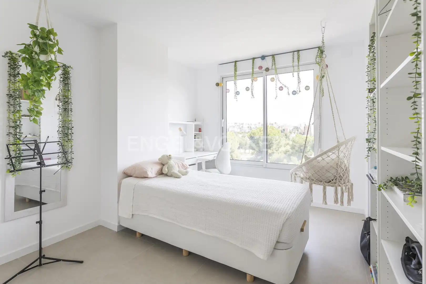 Habitación de Piso de alquiler en Madrid con Aire acondicionado, Calefacción y Amueblado