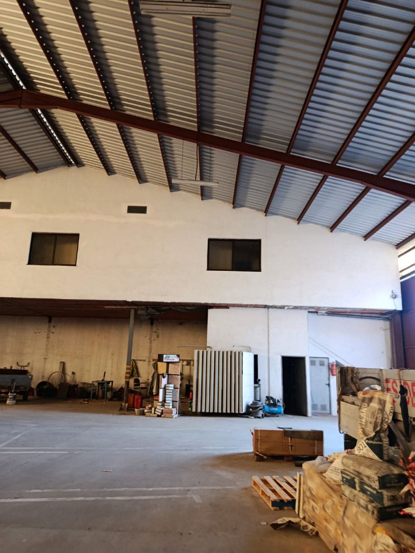 Nau industrial en venda en Plasencia