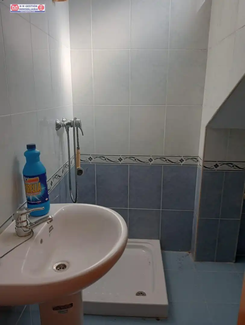 Baño de Piso en venta en Alcázar de San Juan con Calefacción y Trastero