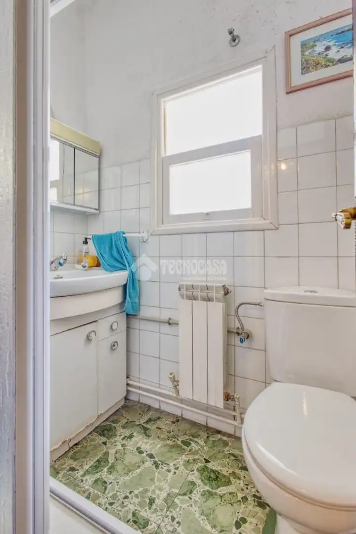 Bathroom of Flat for sale in Salamanca  with Heating