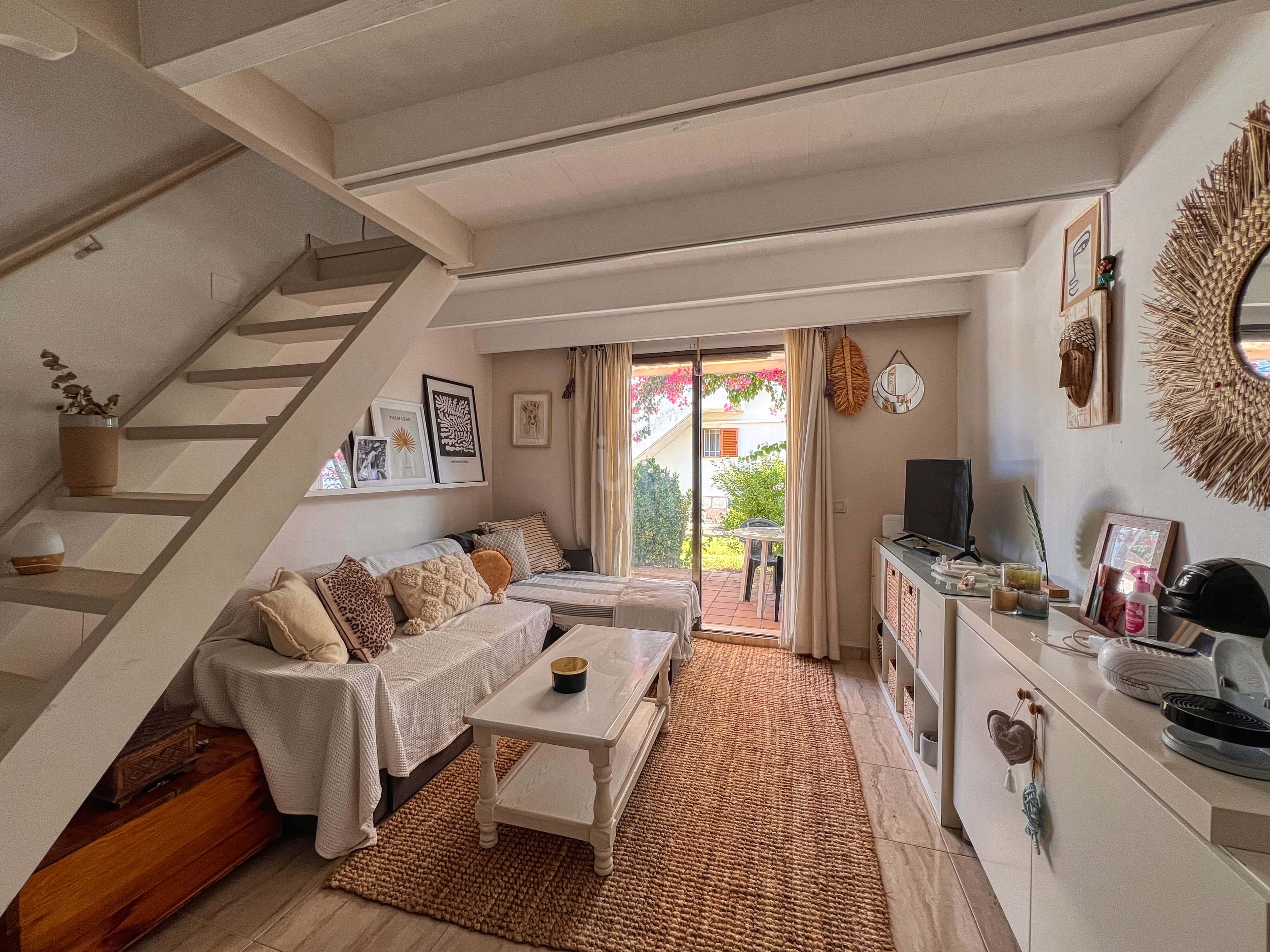 Living room of Flat for sale in Dénia  with Air Conditioner, Heating and Terrace