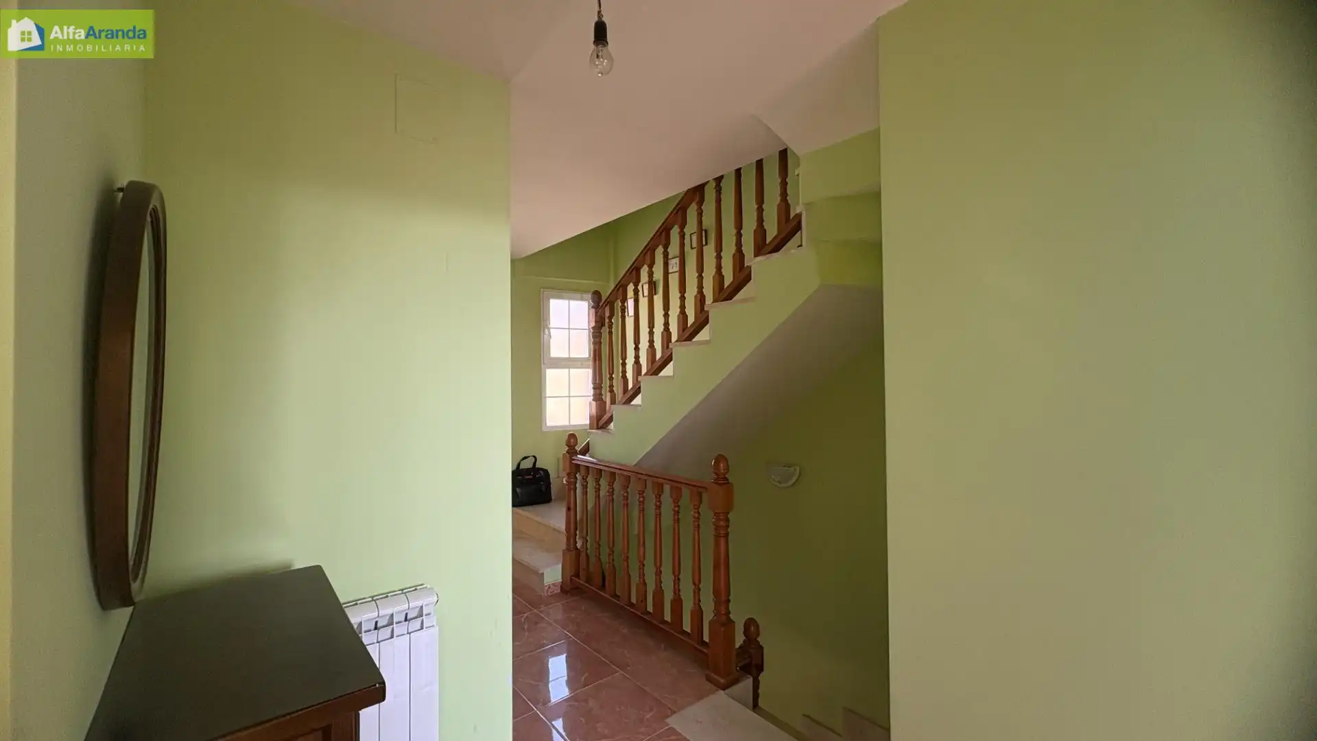 Casa adosada en venta en Aranda de Duero con Calefacción y Terraza