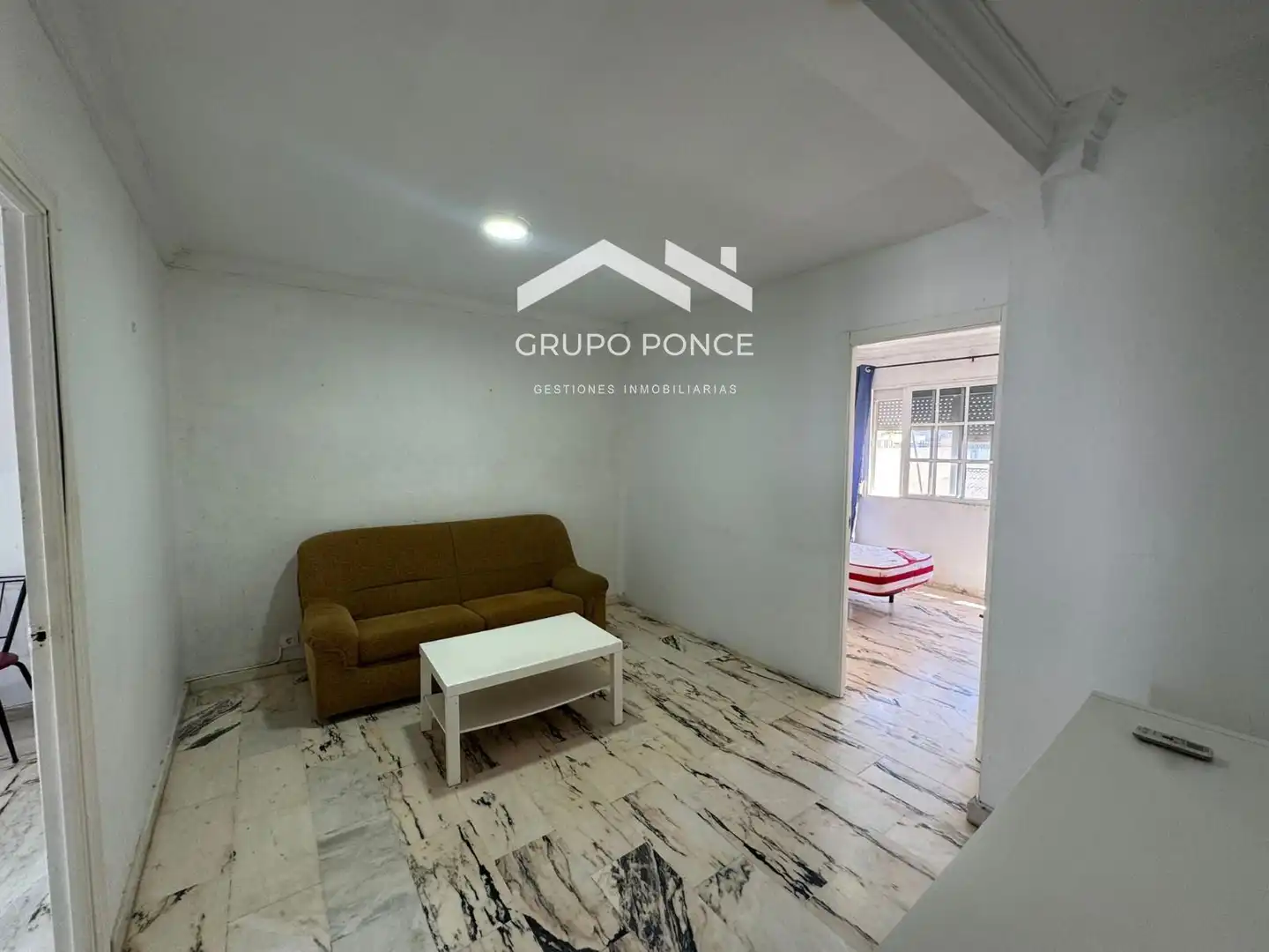 Living room of Flat for sale in Jerez de la Frontera  with Terrace and Storage room