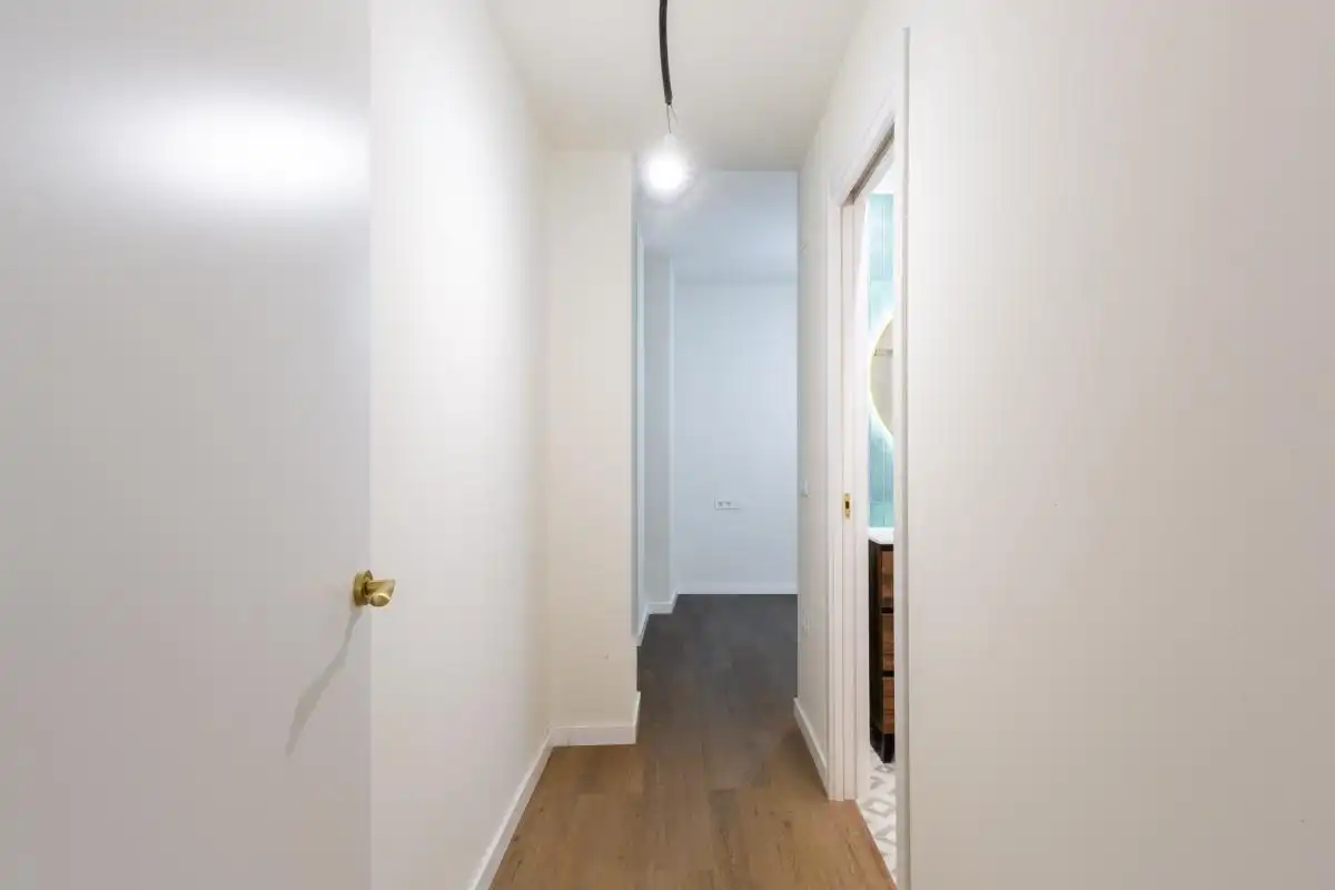 Wohnung zum Verkauf in Torrent mit Klimaanlage, Heizung und Terrasse