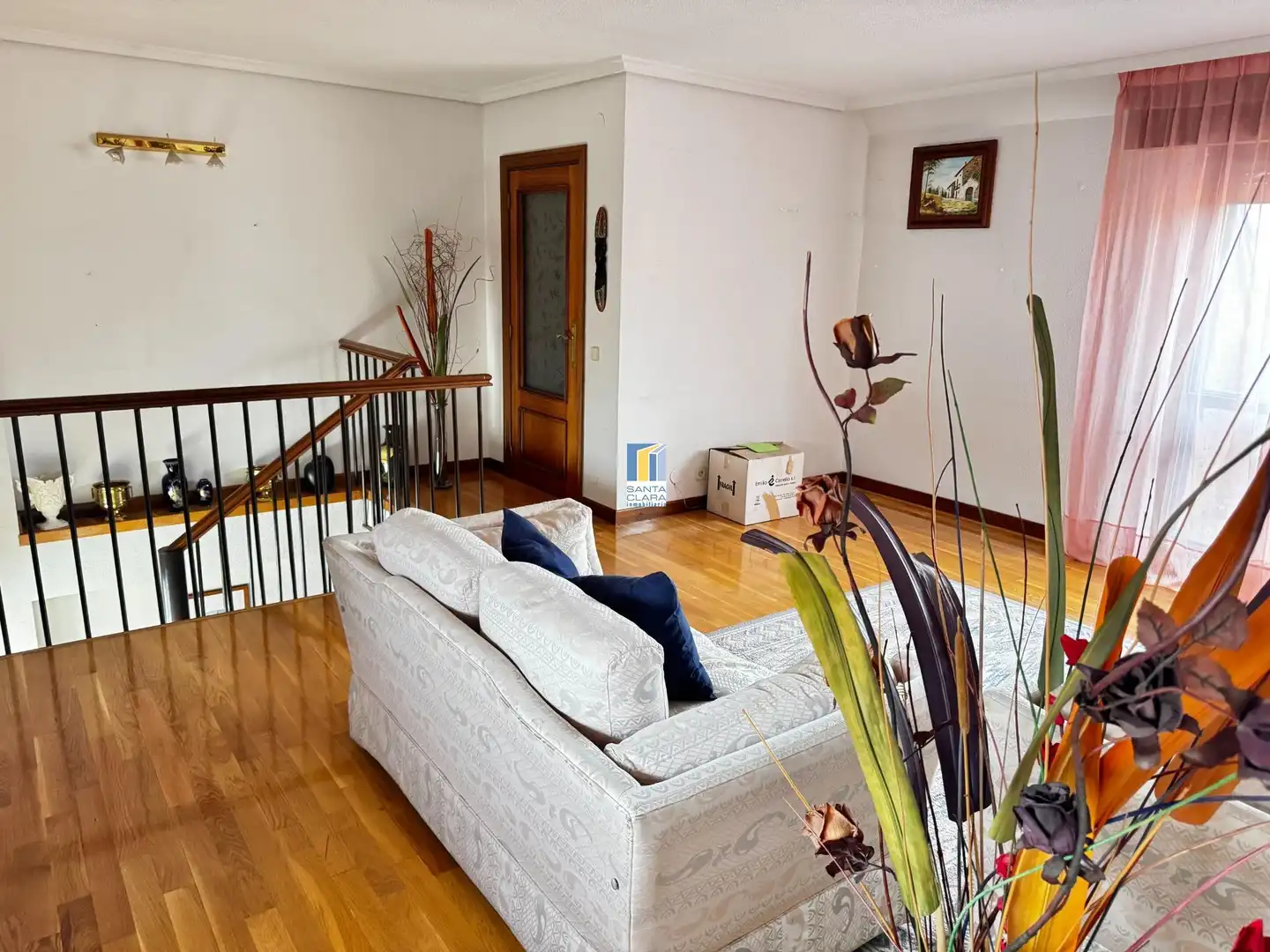 Wohnzimmer von Dachboden zum Verkauf in Zamora Capital  mit Heizung, Parkett und Terrasse