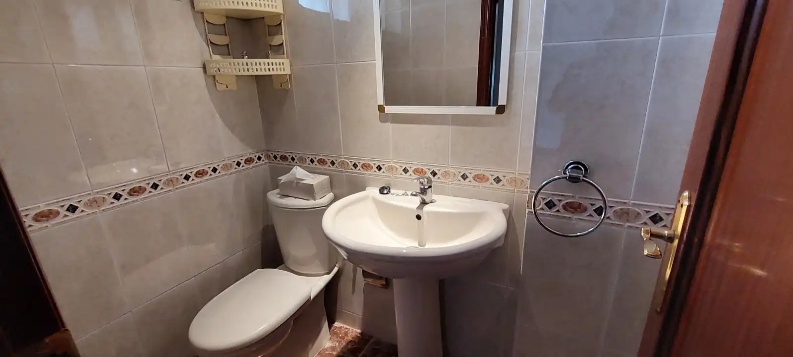 Baño de Casa adosada de alquiler en Badajoz con Calefacción, Jardín privado y Terraza