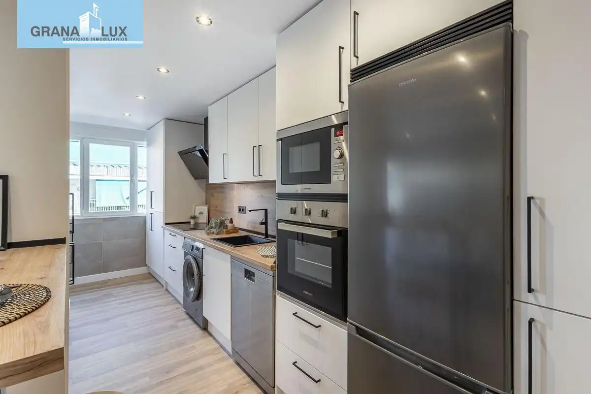 Appartamento con terrazza in vendita a Calle ALMUÑECAR, imagen 14