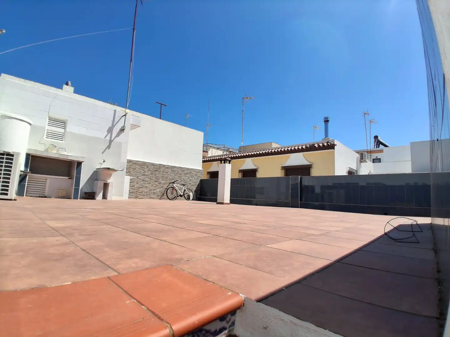 Vista exterior de Casa o chalet en venta en Chipiona con Calefacción