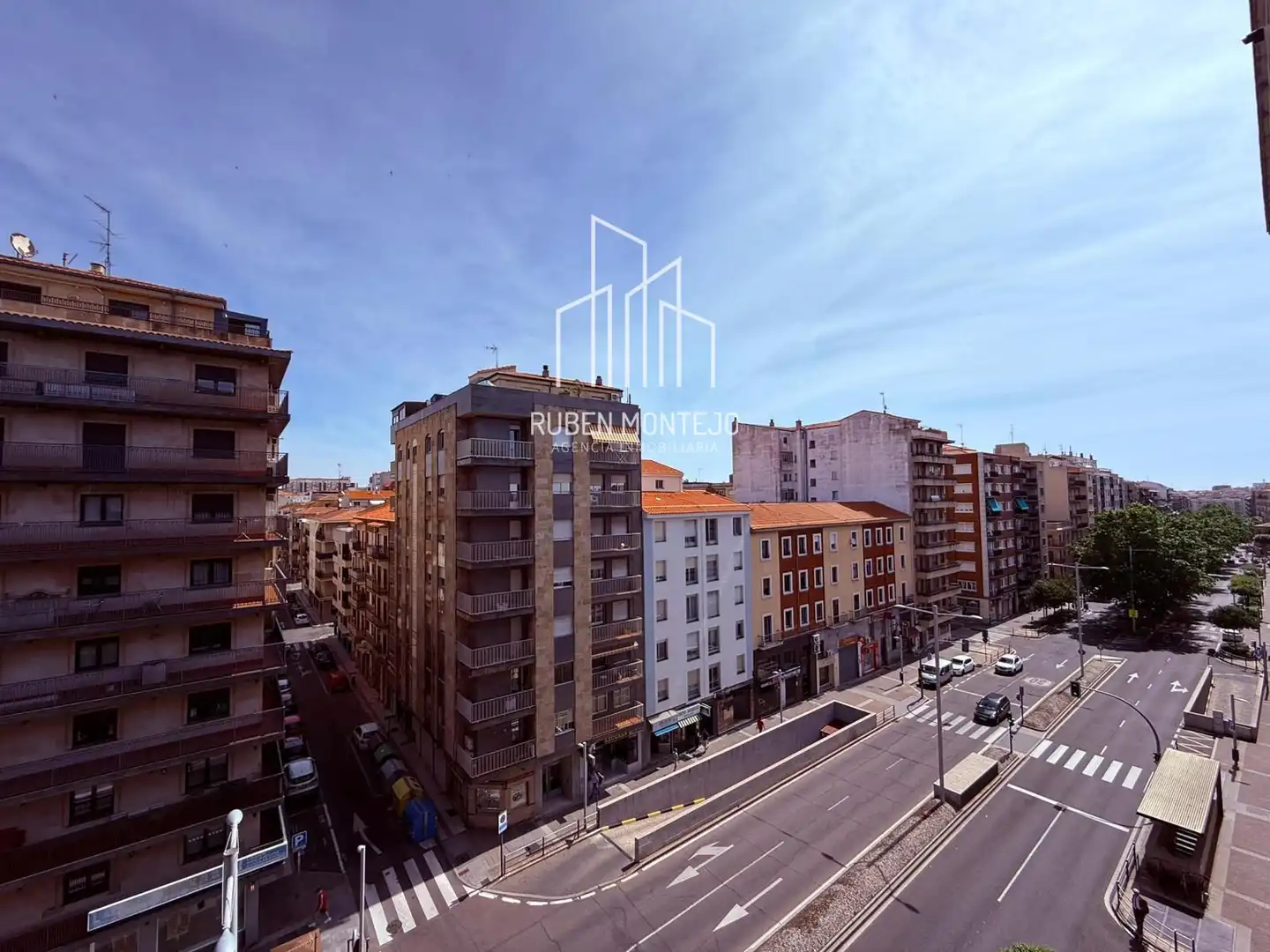 Außenansicht von Wohnung zur Miete in Salamanca mit Heizung, Parkett und Terrasse