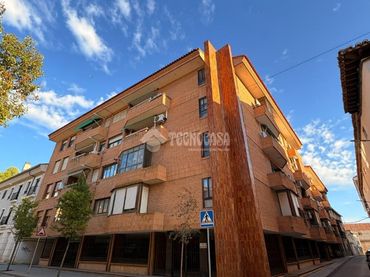 Piso en venta en Calle Manuel Ortiz