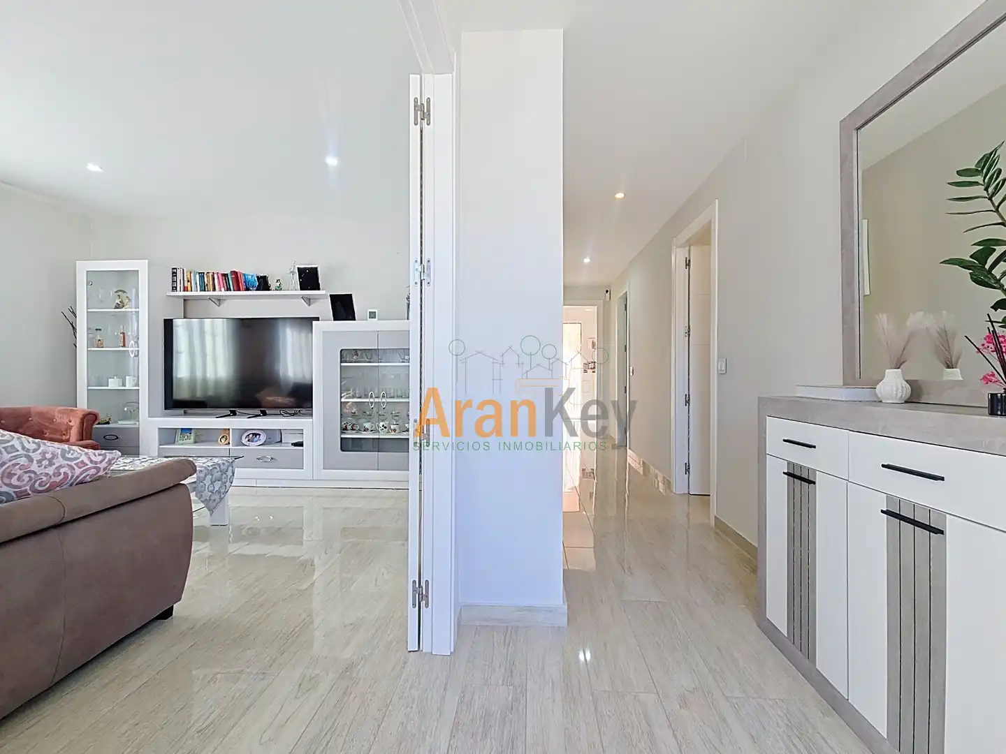 Chalet con balcón en venta en Calle de Alicante, imagen 5