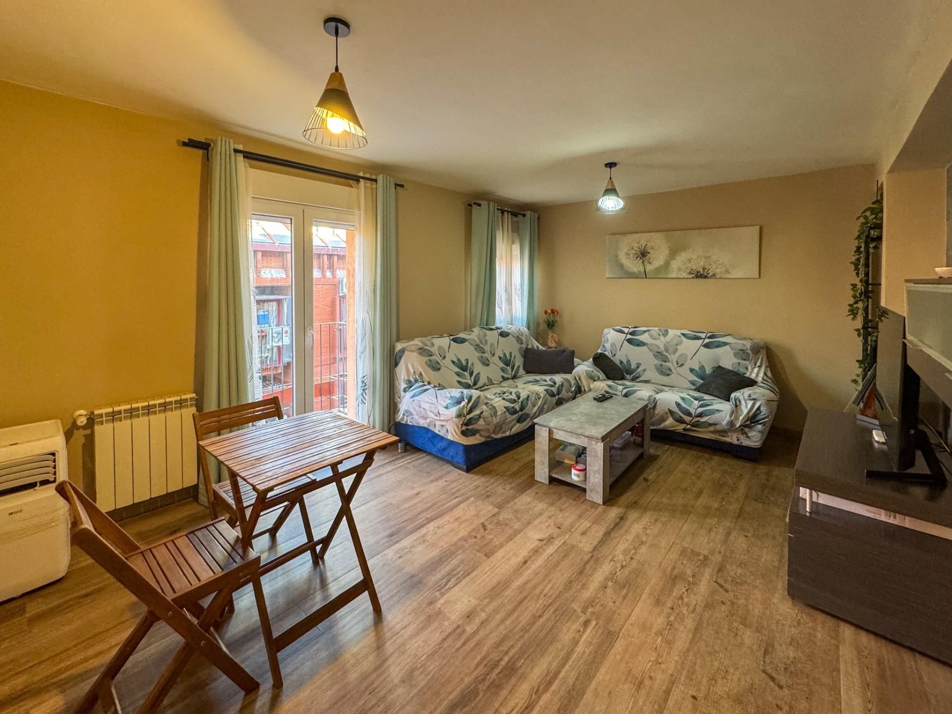 Living room of Flat to rent in  Madrid Capital  with Heating, Terrace and Balcony