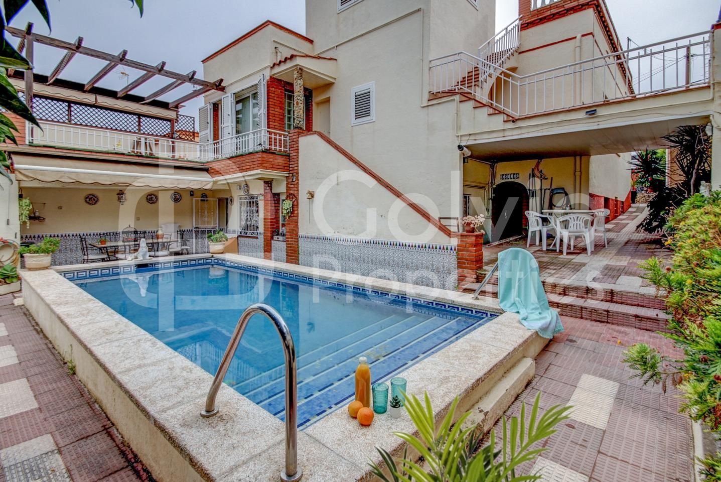 Swimming pool of House or chalet for sale in Viladecans  with Air Conditioner, Heating and Private garden