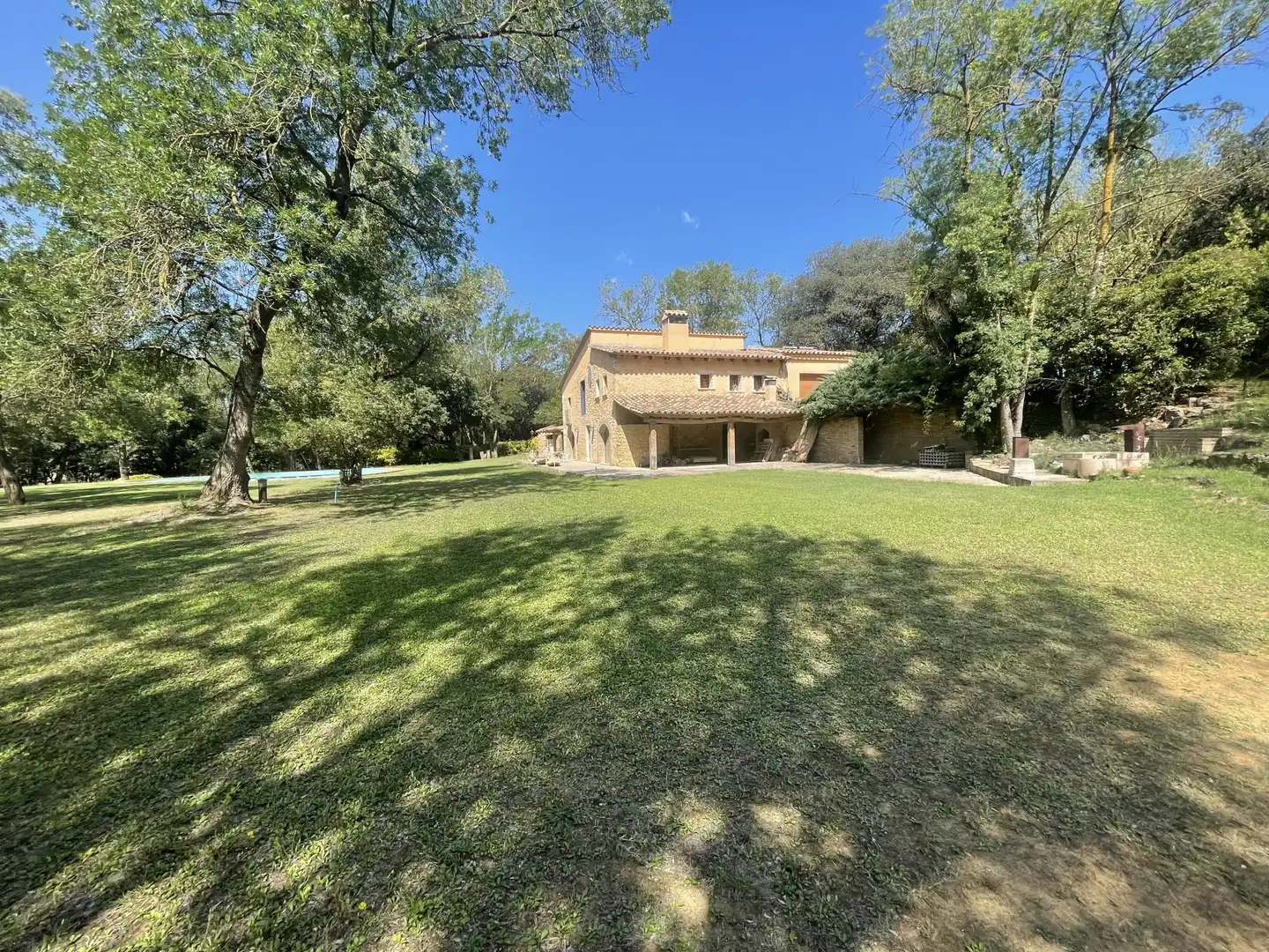 Jardín de Finca rústica en venta en Cornellà del Terri con Trastero y Piscina