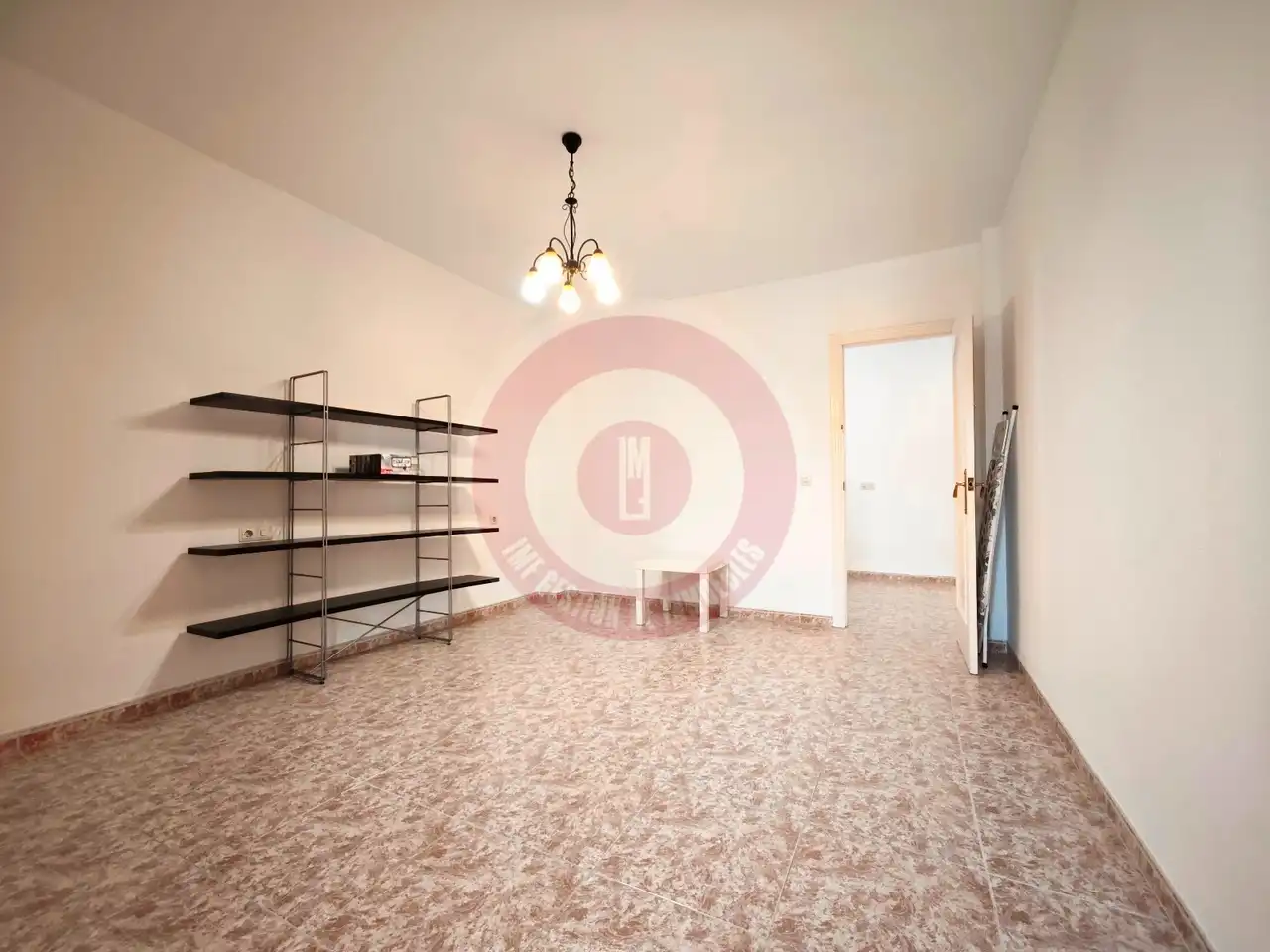 Sala d'estar de Casa adosada en venda en Vélez-Málaga amb Terrassa, Alarma i Piscina comunitària