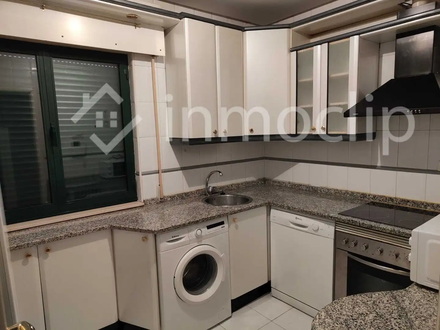 Kitchen of Flat for rent in Salamanca  with Heating and Furnished