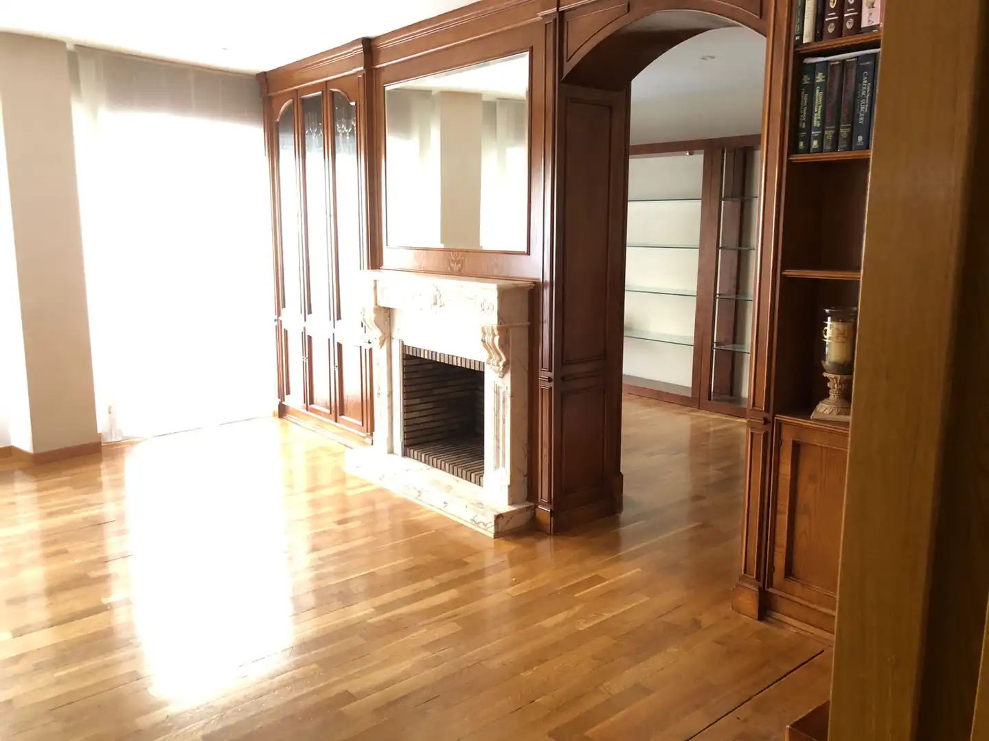 Sala d'estar de Dúplex en venda en Albacete amb Calefacció, Parquet i Jacuzzi