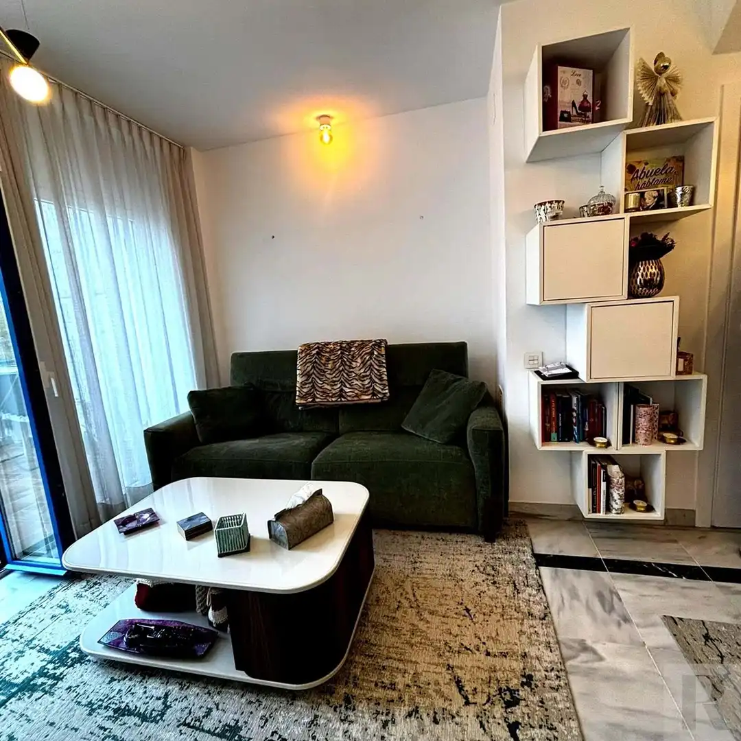 Sala d'estar de Pis en venda en Marbella amb Aire condicionat, Calefacció i Terrassa