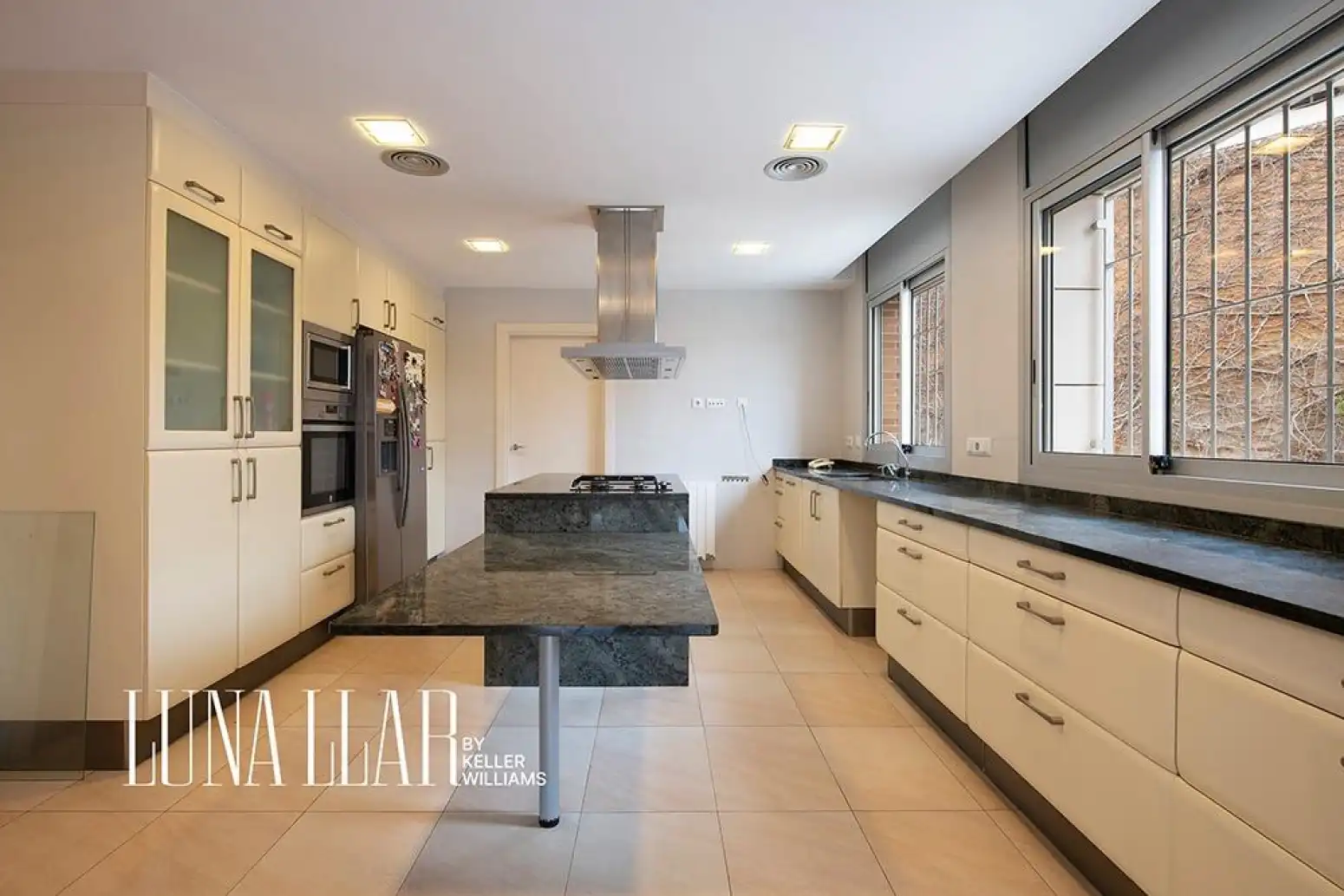 Kitchen of Houses for sale in Castelldefels  with Air Conditioner, Heating and Parquet flooring