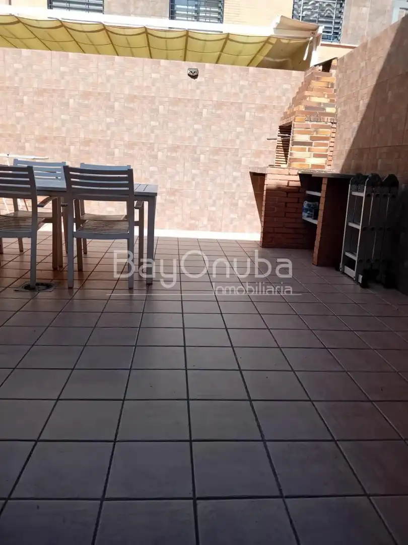 Terraza de Casa adosada en venta en Huelva con Trastero y Piscina