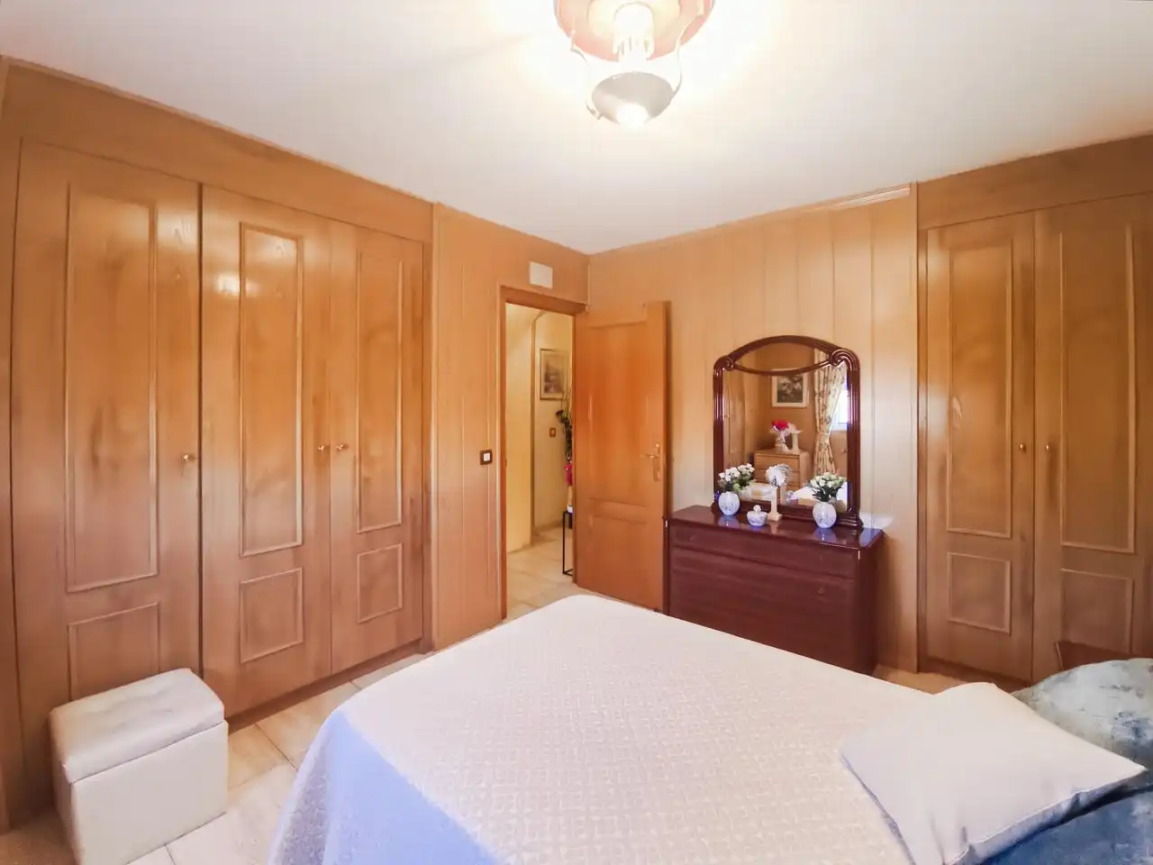 Habitación de Casa adosada en venta en Rivas-Vaciamadrid con Aire acondicionado, Calefacción y Jardín privado